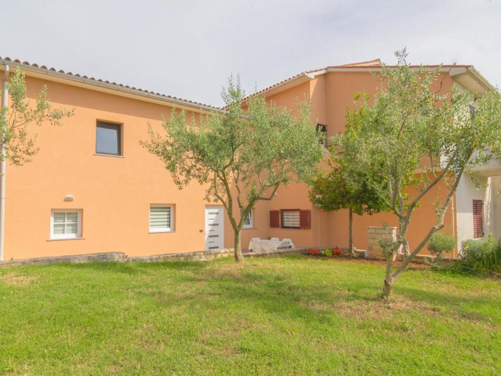 New Family 2 Bedroom Apartment Vodnjan Buitenkant foto